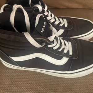 Vans high top woman’s size 8